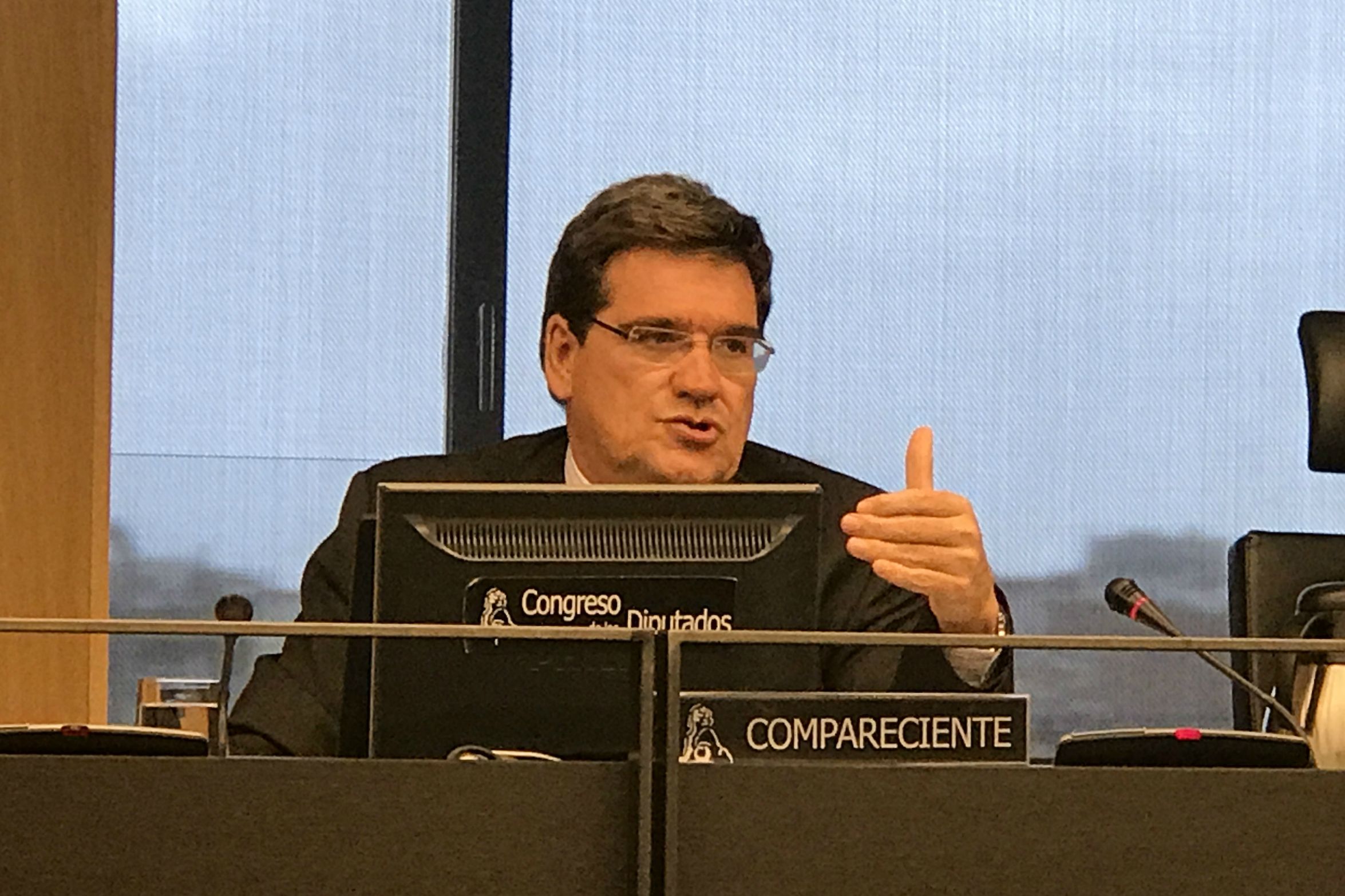 José Luis Escrivá, presidente de la AIReF, en el Congreso.